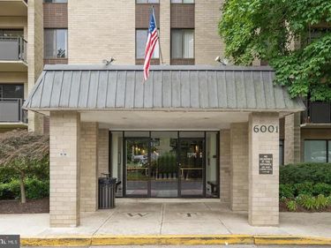 6001 ARLINGTON BOULEVARD, Unit 423, FALLS CHURCH, VA 22044