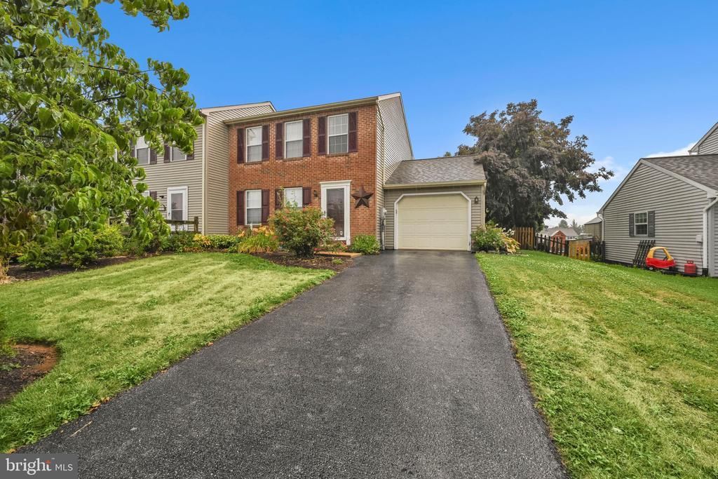 139 CHELMSFORD DRIVE , MARIETTA, PA 17547