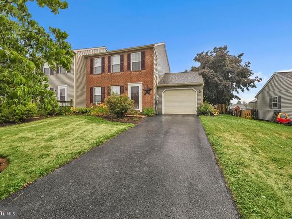 139 CHELMSFORD DRIVE , MARIETTA, PA 17547