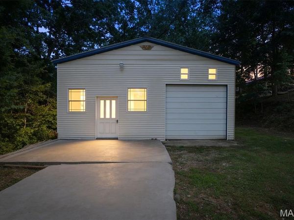 6660 Goldenrod , French Village, MO 63036