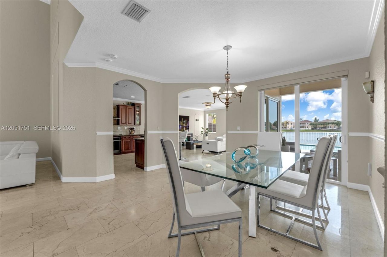 16237 SW 44th Ter , Miami, FL 33185 Photo