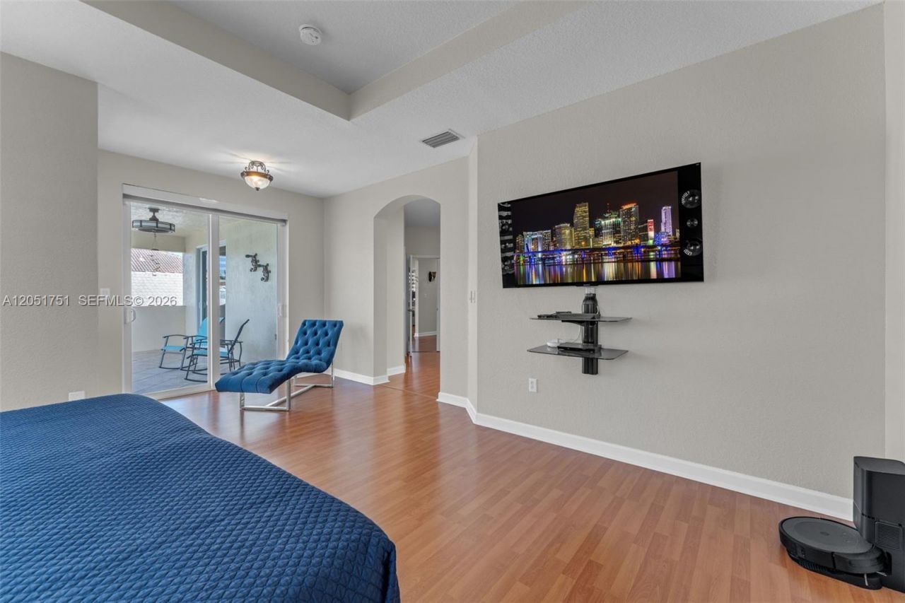 16237 SW 44th Ter , Miami, FL 33185 Photo