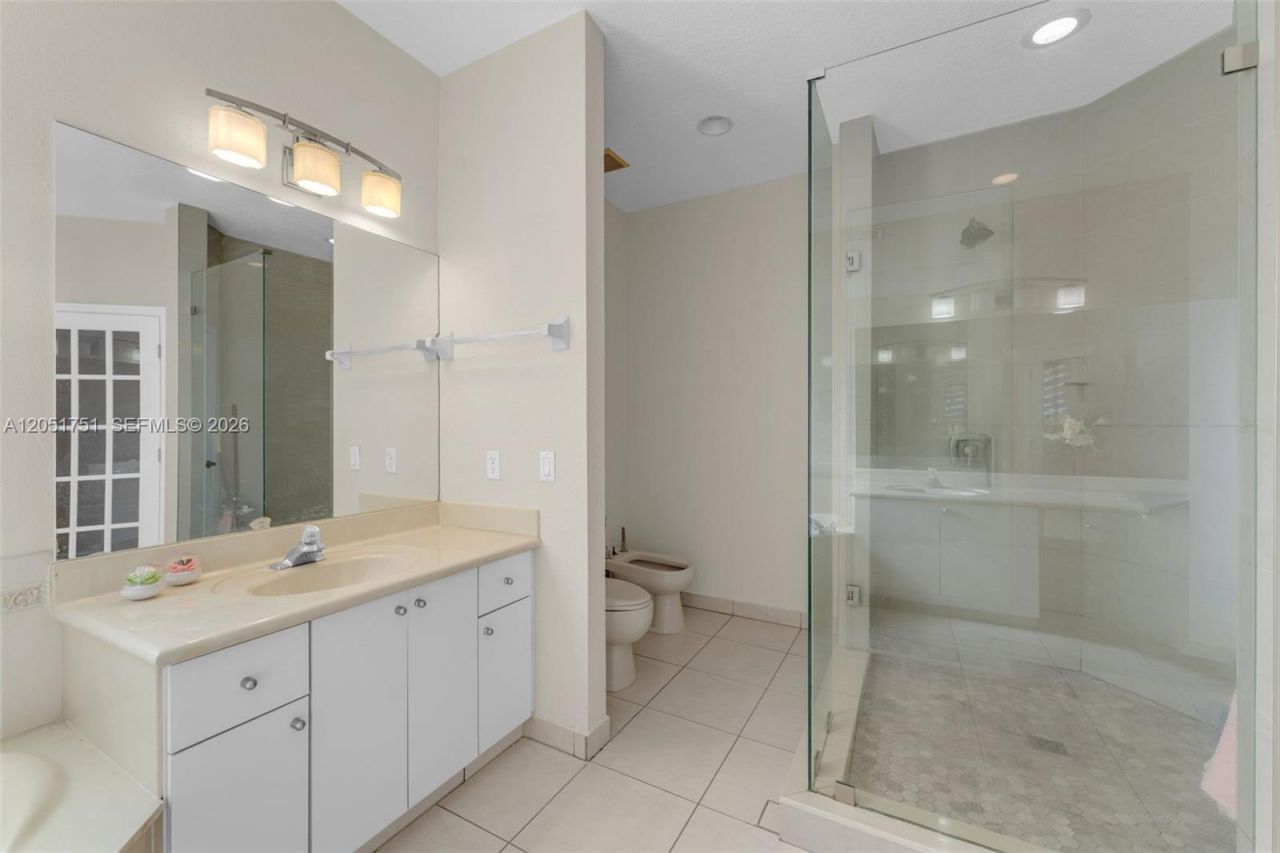 16237 SW 44th Ter , Miami, FL 33185 Photo