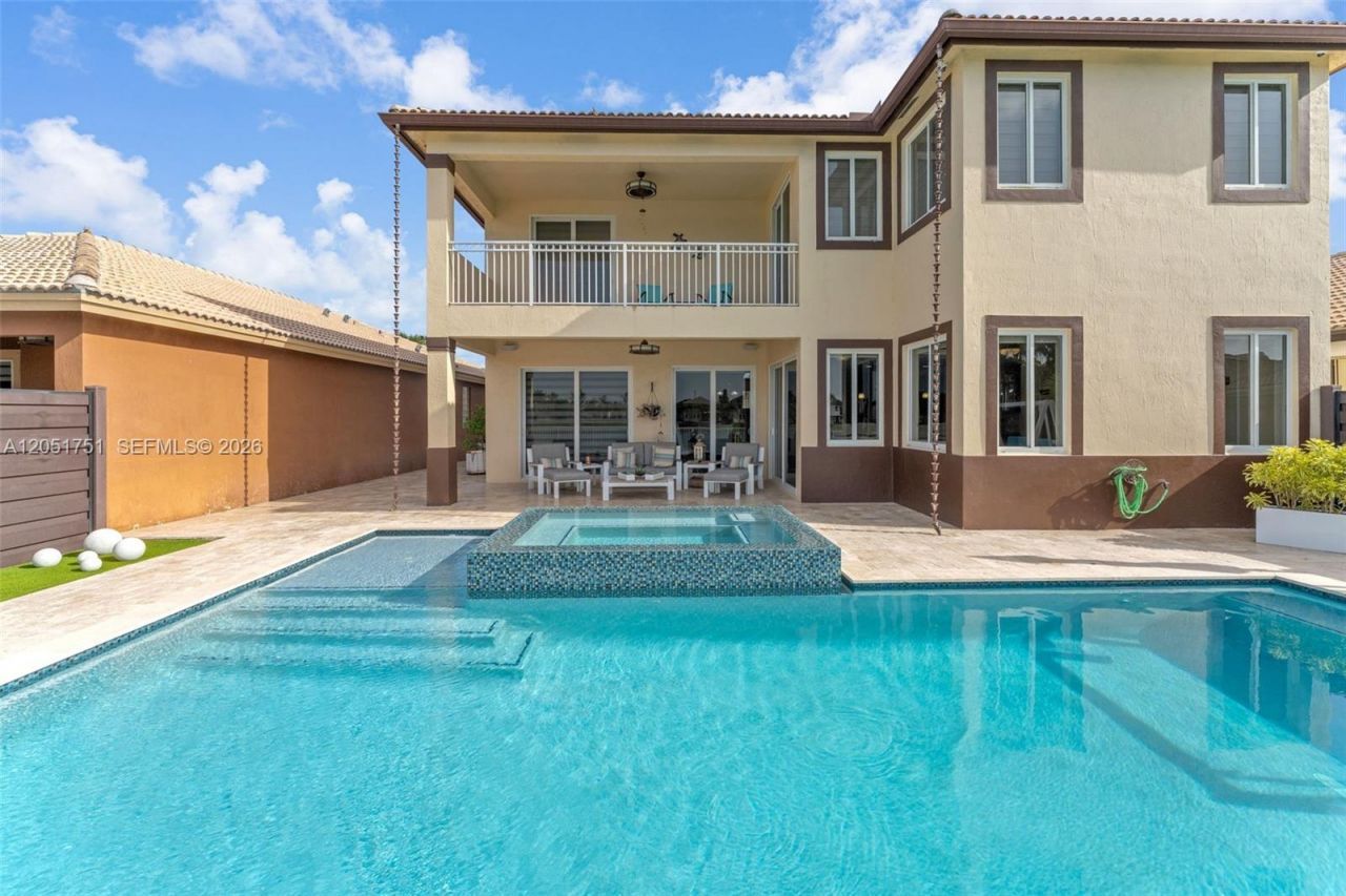 16237 SW 44th Ter , Miami, FL 33185 Photo