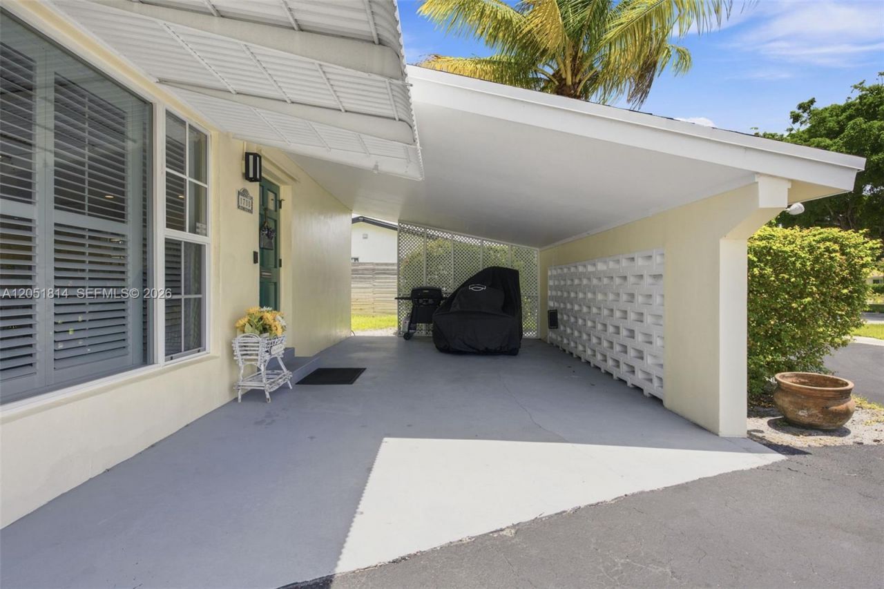 1700 N Park Rd , Hollywood, FL 33021 Photo