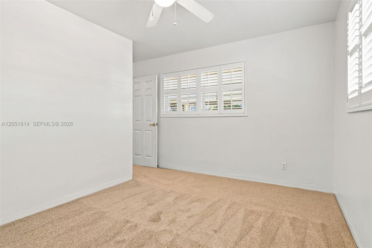1700 N Park Rd , Hollywood, FL 33021 Photo