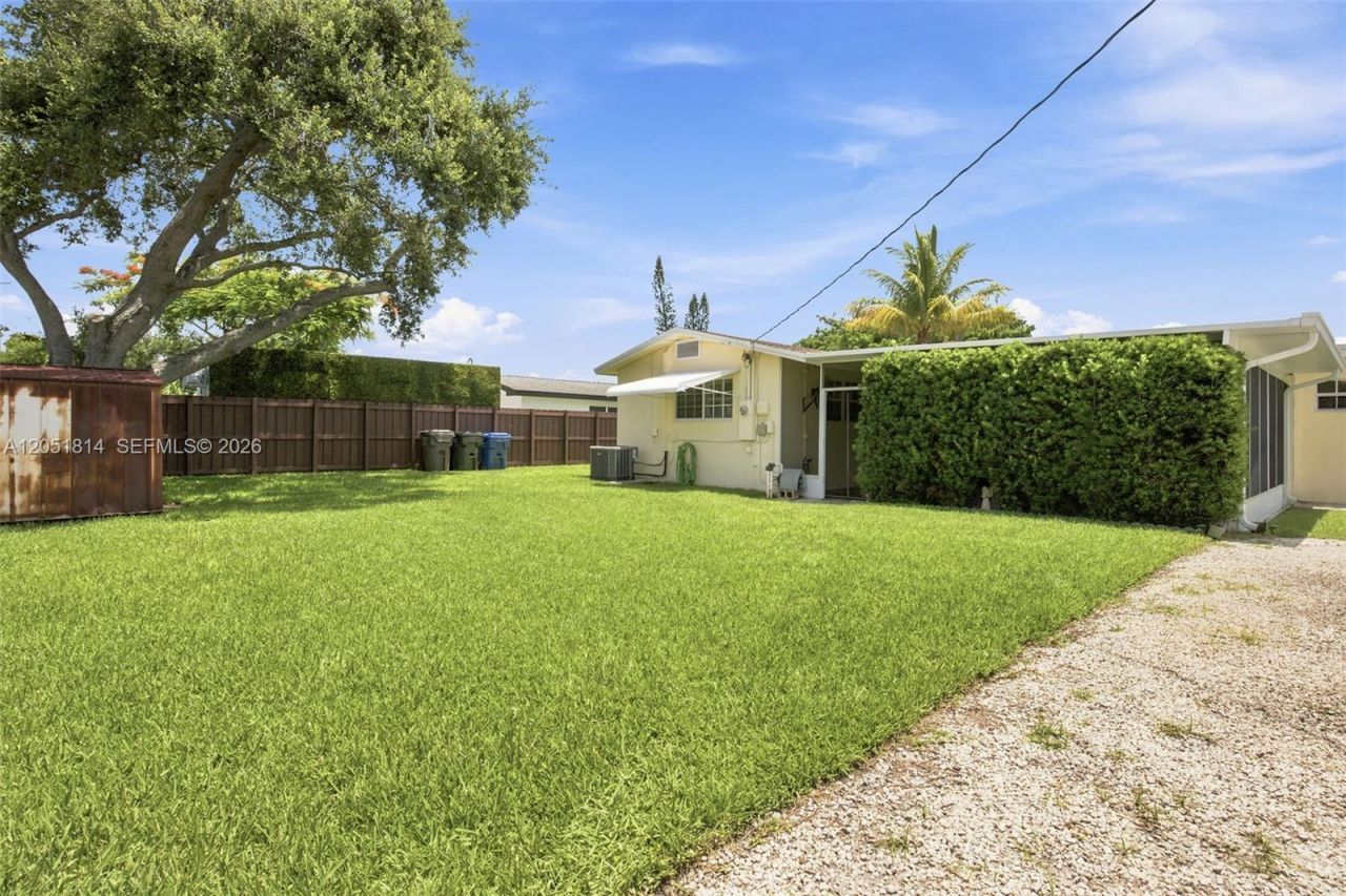 1700 N Park Rd , Hollywood, FL 33021 Photo