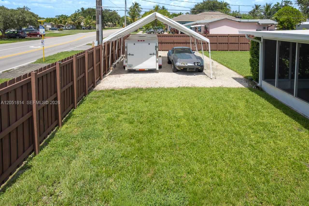 1700 N Park Rd , Hollywood, FL 33021 Photo