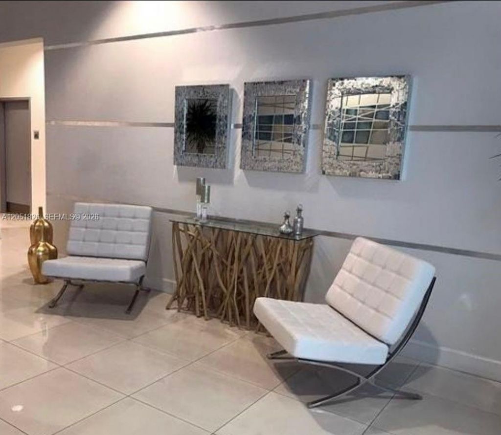 1723 SW 2nd Ave, Unit 704, Miami, FL 33129 Photo