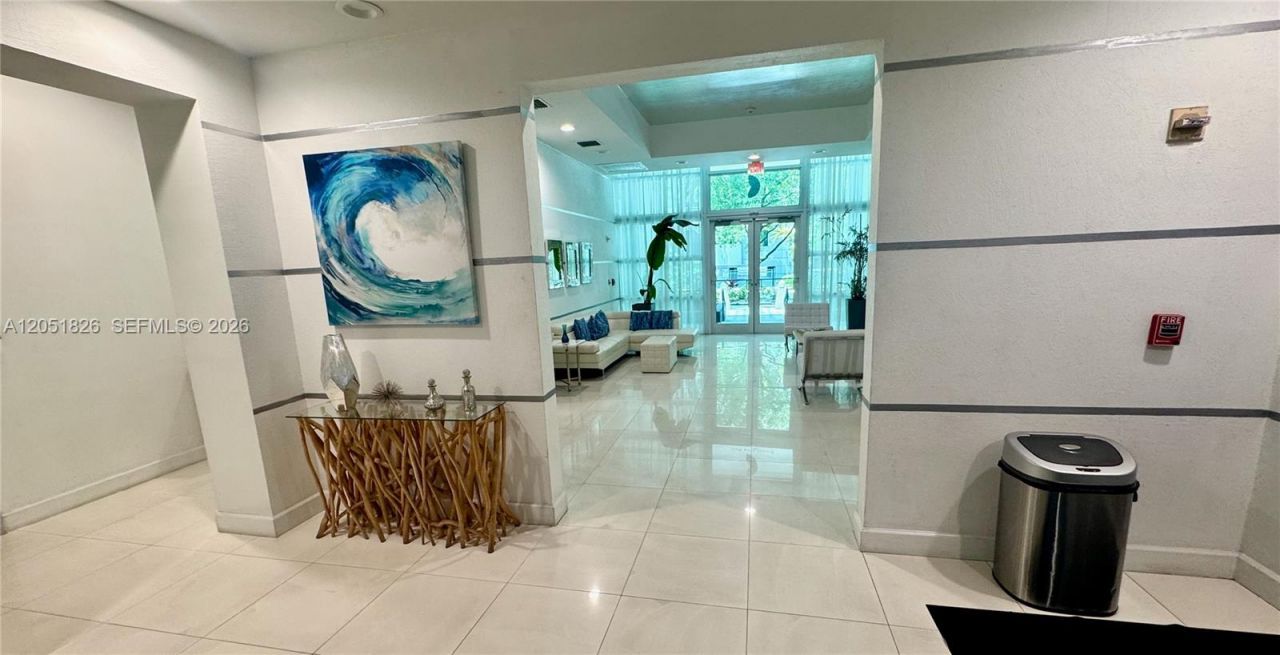 1723 SW 2nd Ave, Unit 704, Miami, FL 33129 Photo