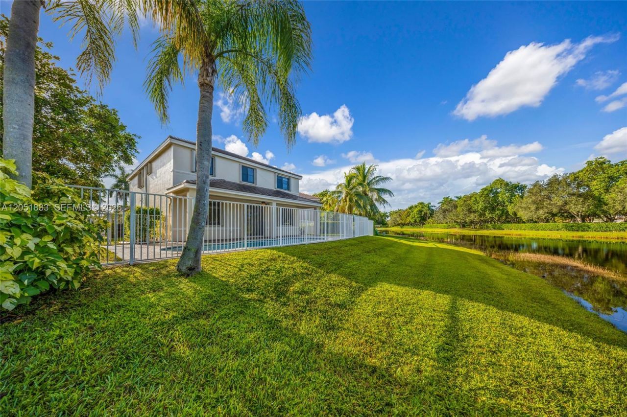 1538 Tamarind Ct , Weston, FL 33327 Photo