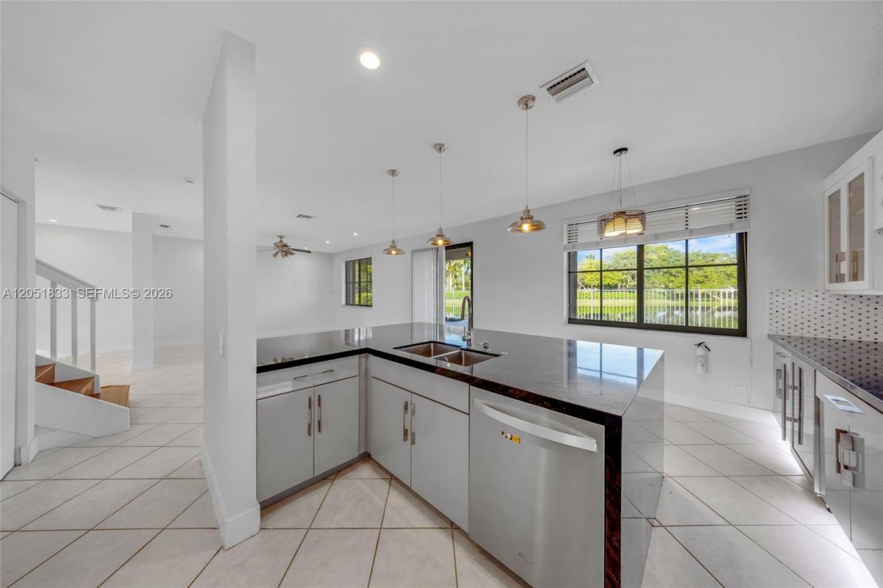 1538 Tamarind Ct , Weston, FL 33327 Photo
