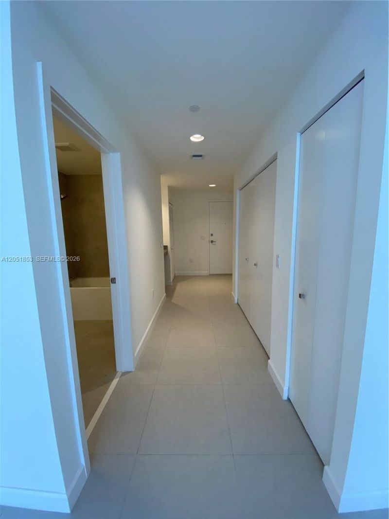 5350 NW 84th Ave , Unit 706, Doral, FL 33166 Photo