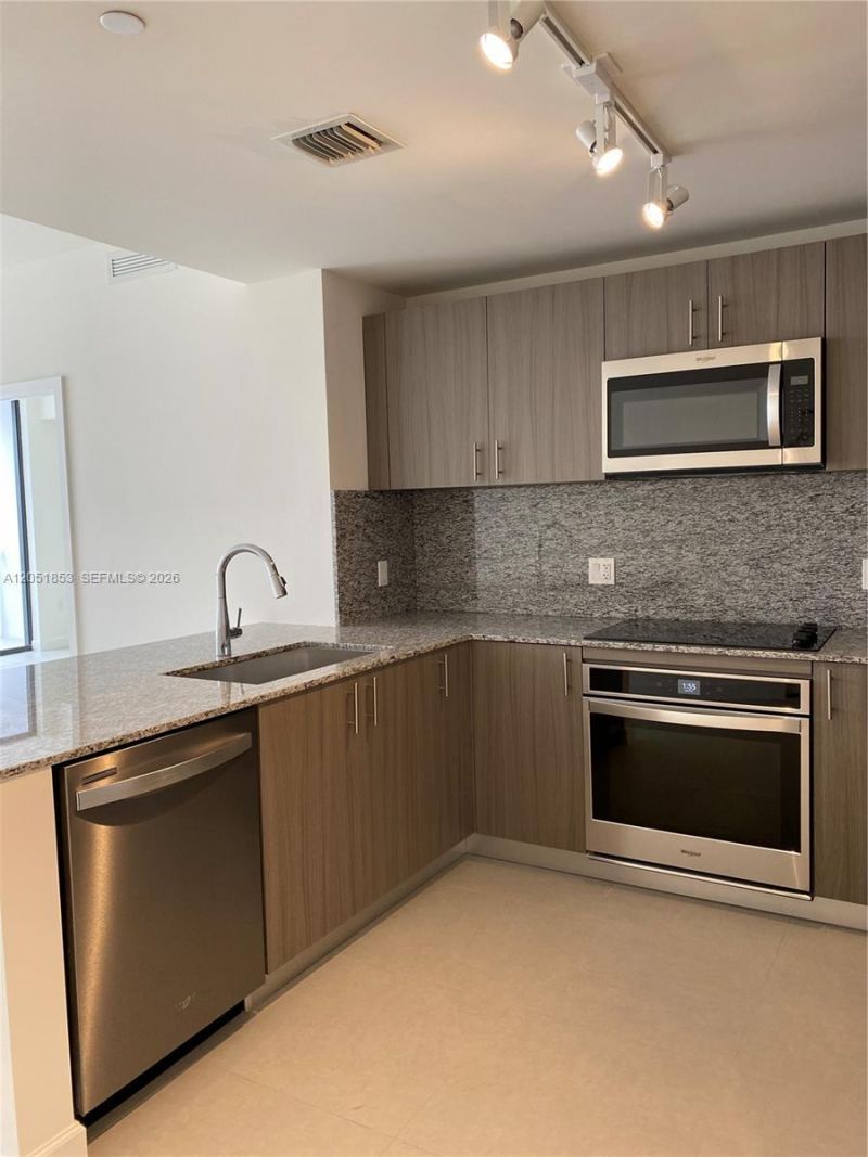 5350 NW 84th Ave , Unit 706, Doral, FL 33166 Photo