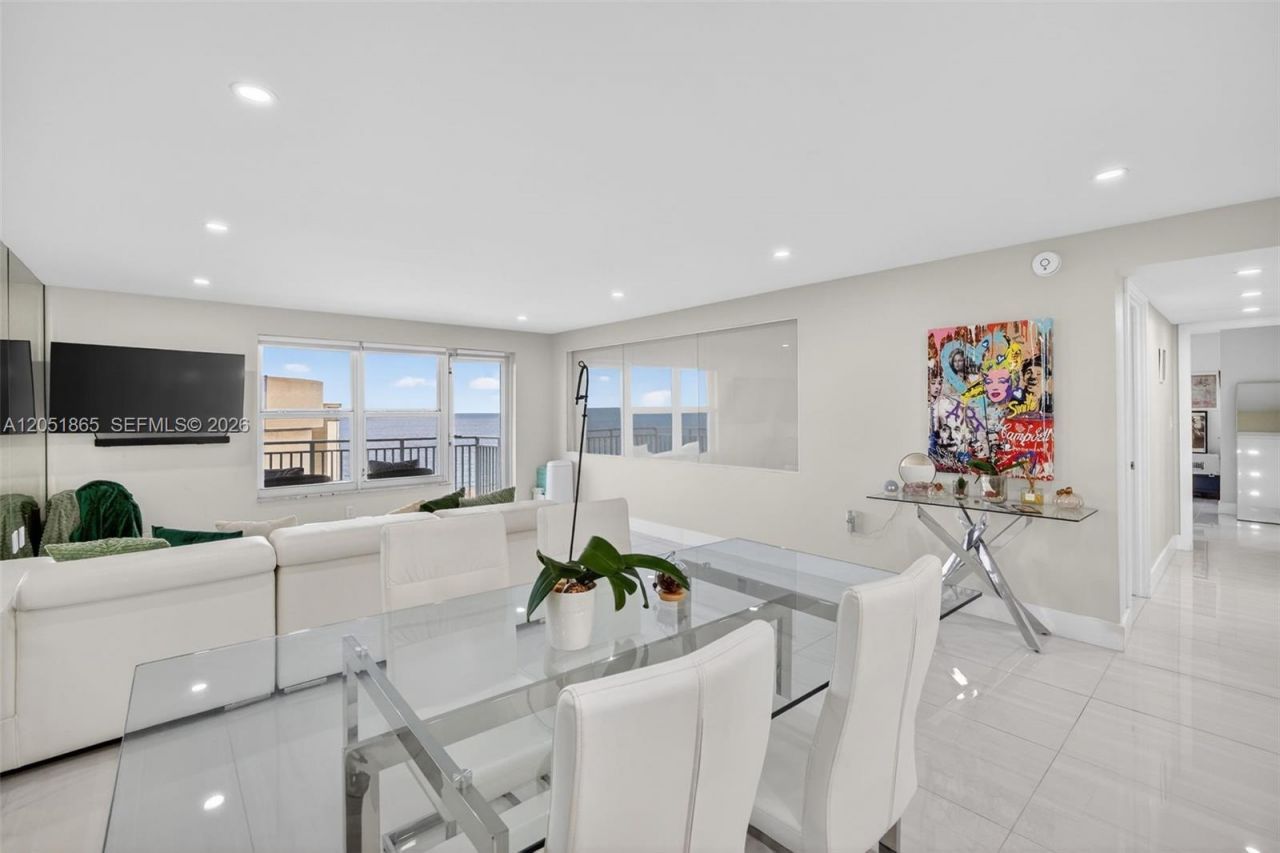 3000 E Sunrise Blvd, Unit 14C, Fort Lauderdale, FL 33304 Photo