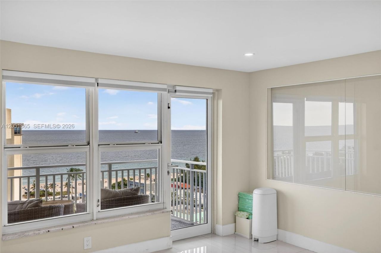 3000 E Sunrise Blvd, Unit 14C, Fort Lauderdale, FL 33304 Photo