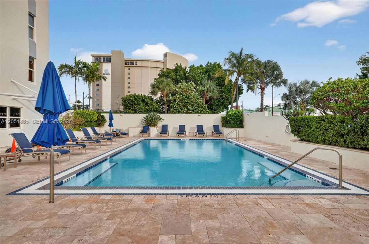 3000 E Sunrise Blvd, Unit 14C, Fort Lauderdale, FL 33304 Photo