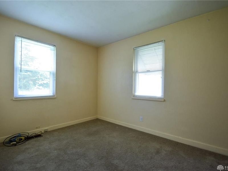 512 Carrlands Drive, Kettering, OH 45429 Photo 13