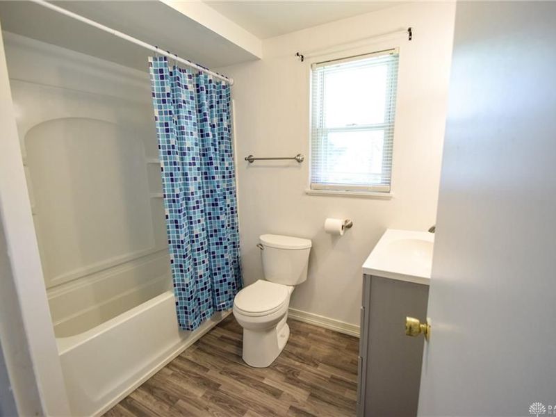 512 Carrlands Drive, Kettering, OH 45429 Photo 23