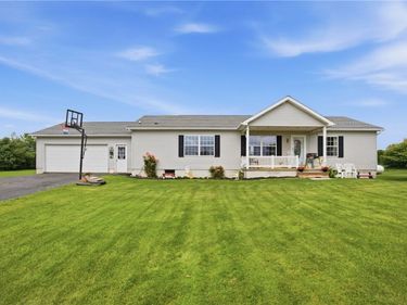 4455 Eddy Ridge Road, Marion, NY 14505