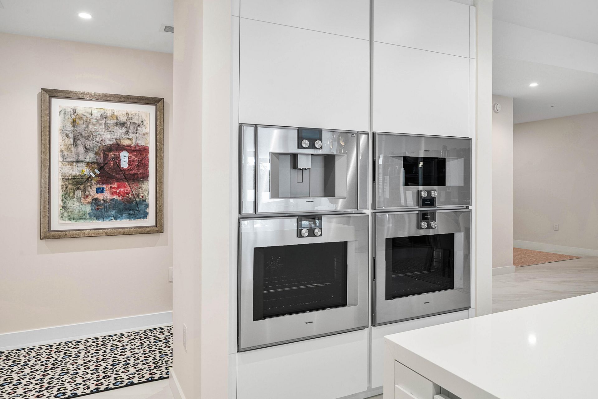 220 SE Mizner Boulevard, Unit 205, Boca Raton, FL 33432 Photo