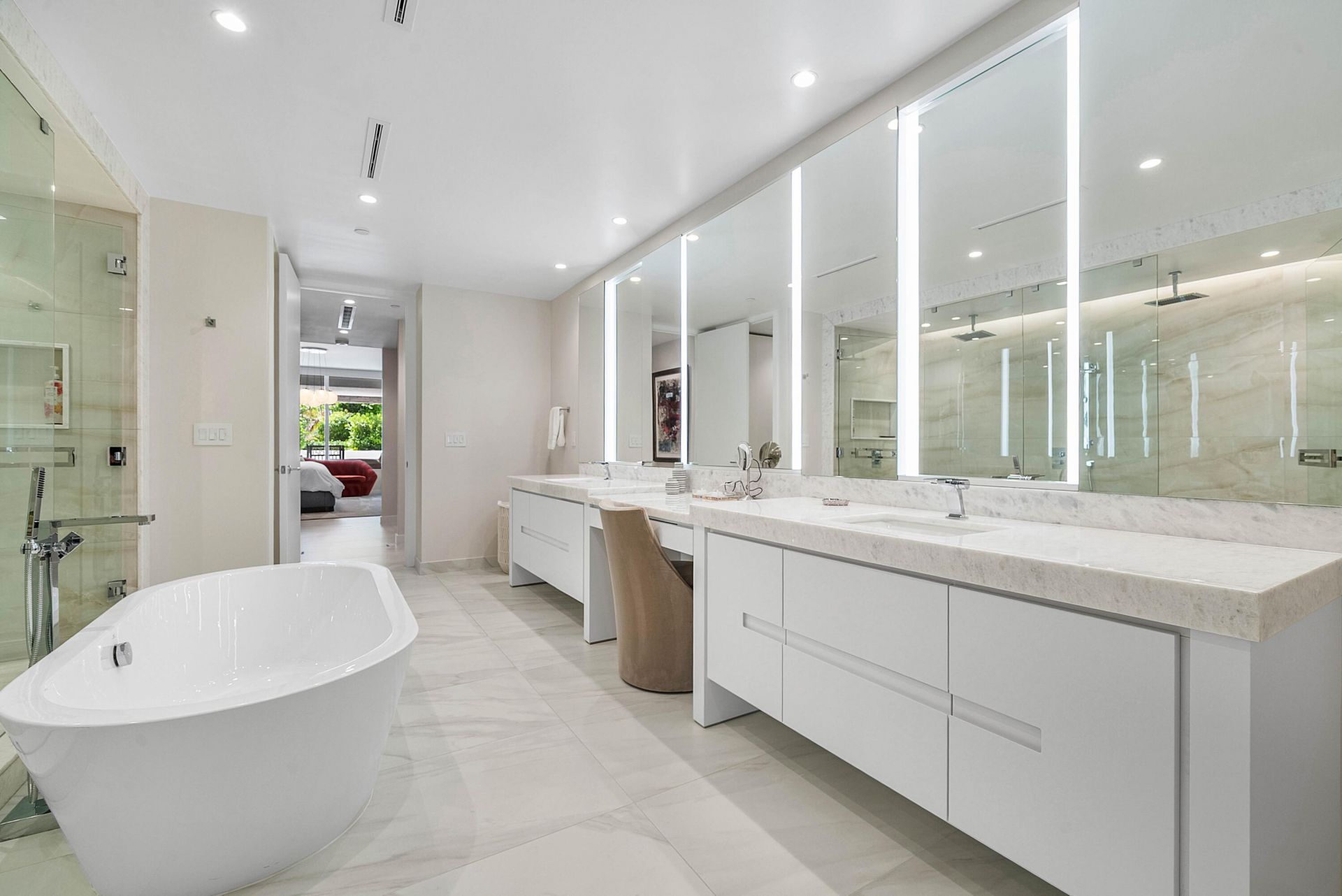 220 SE Mizner Boulevard, Unit 205, Boca Raton, FL 33432 Photo