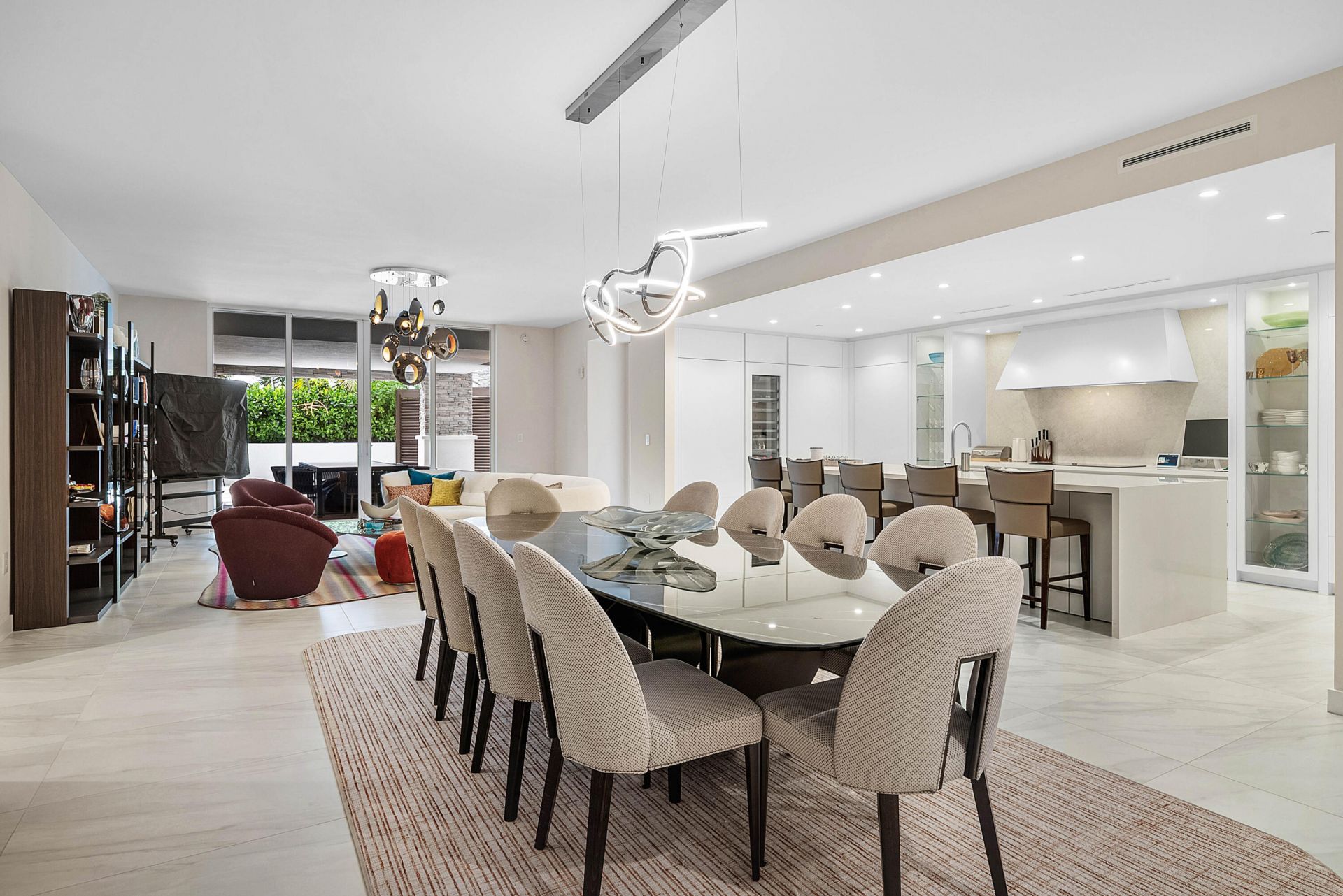 220 SE Mizner Boulevard, Unit 205, Boca Raton, FL 33432 Photo