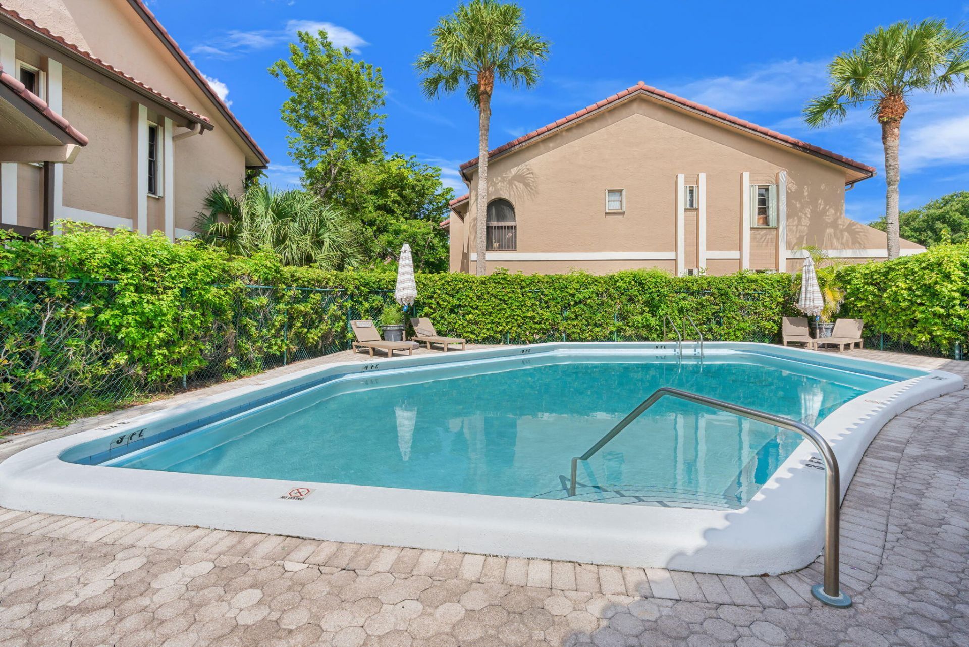 22075 Las Brisas Circle, Unit 306, Boca Raton, FL 33433 Photo