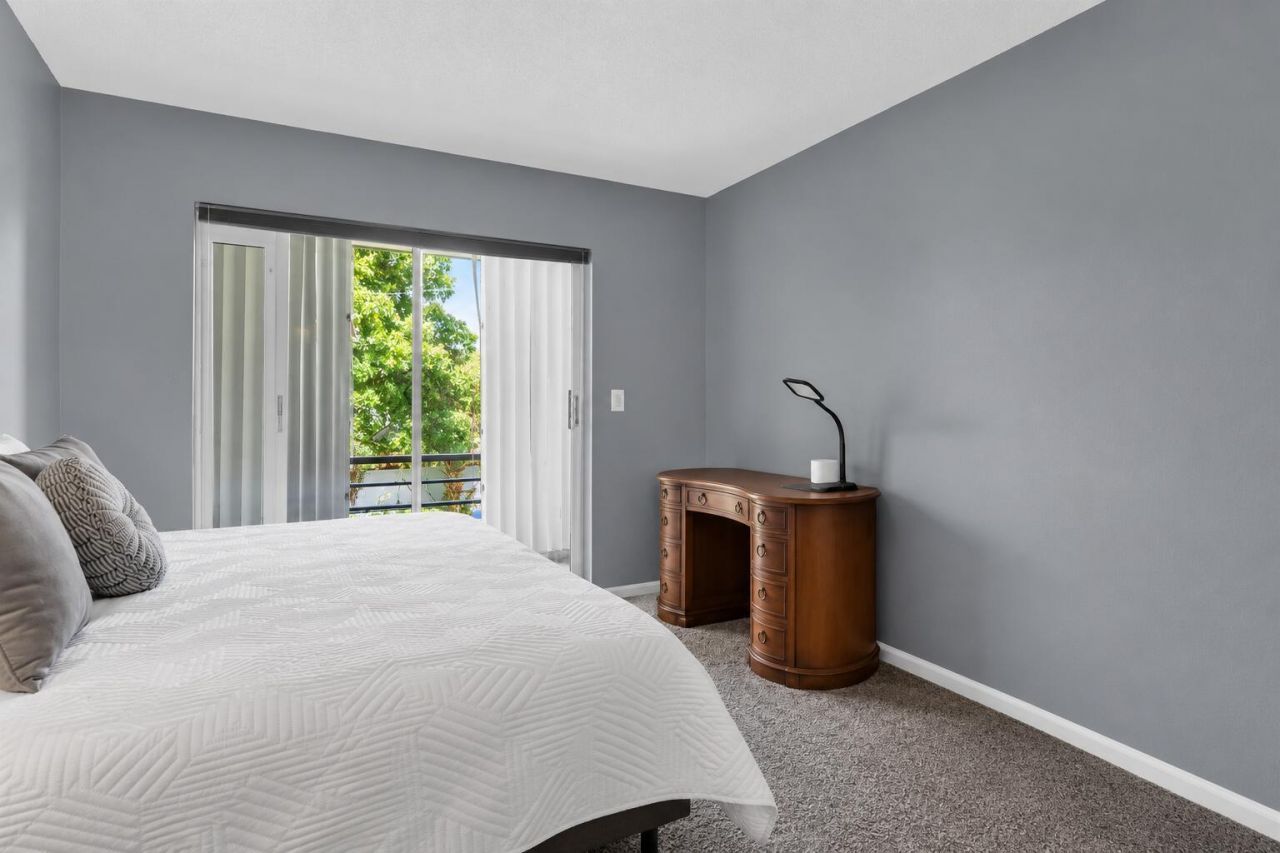 10000 Meridian Way N, Unit 15, Palm Beach Gardens, FL 33410 Photo