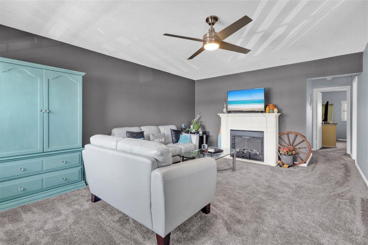 10000 Meridian Way N, Unit 15, Palm Beach Gardens, FL 33410 Photo
