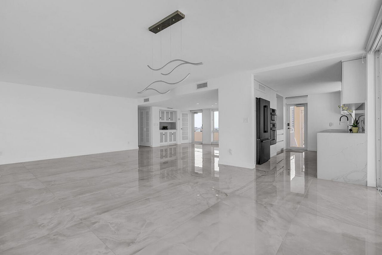201 N Riverside Drive, Unit 802, Pompano Beach, FL 33062 Photo