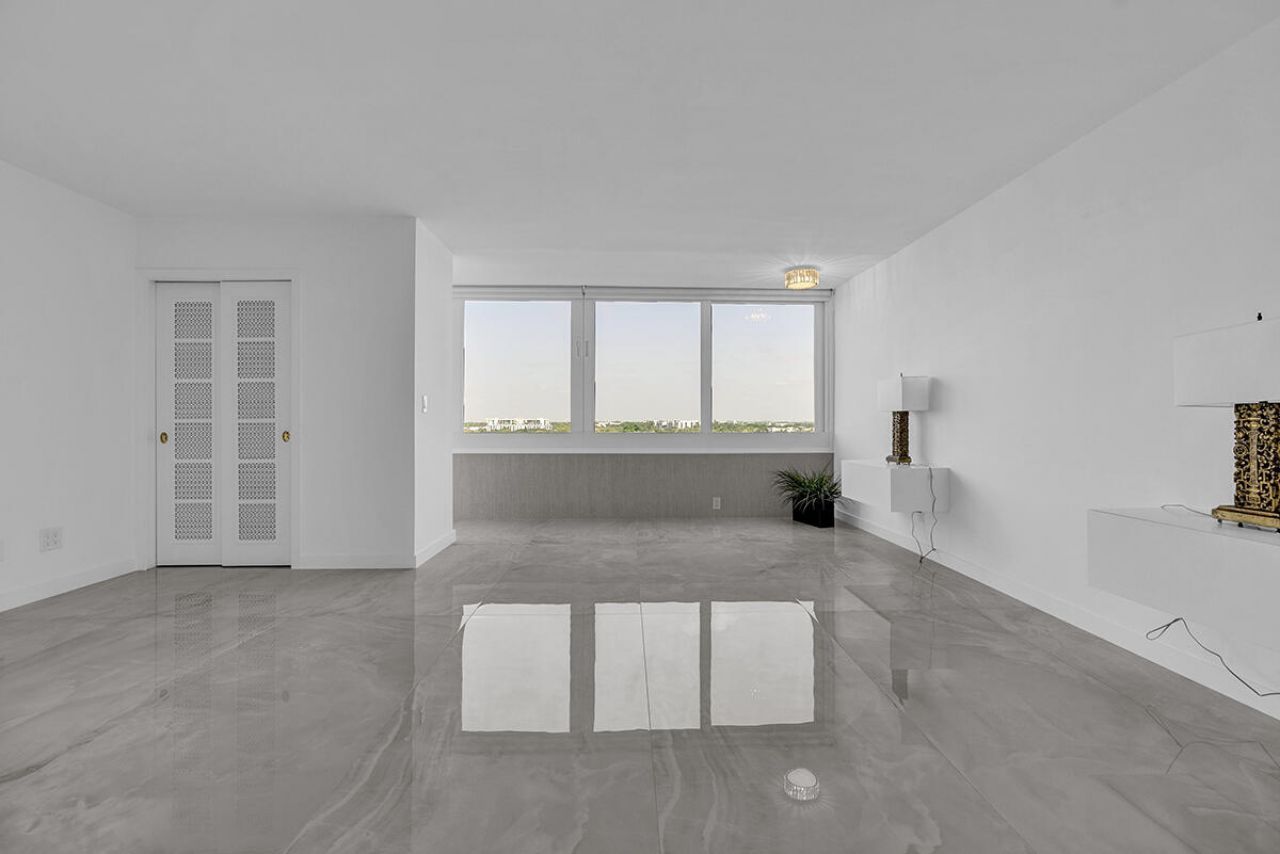 201 N Riverside Drive, Unit 802, Pompano Beach, FL 33062 Photo