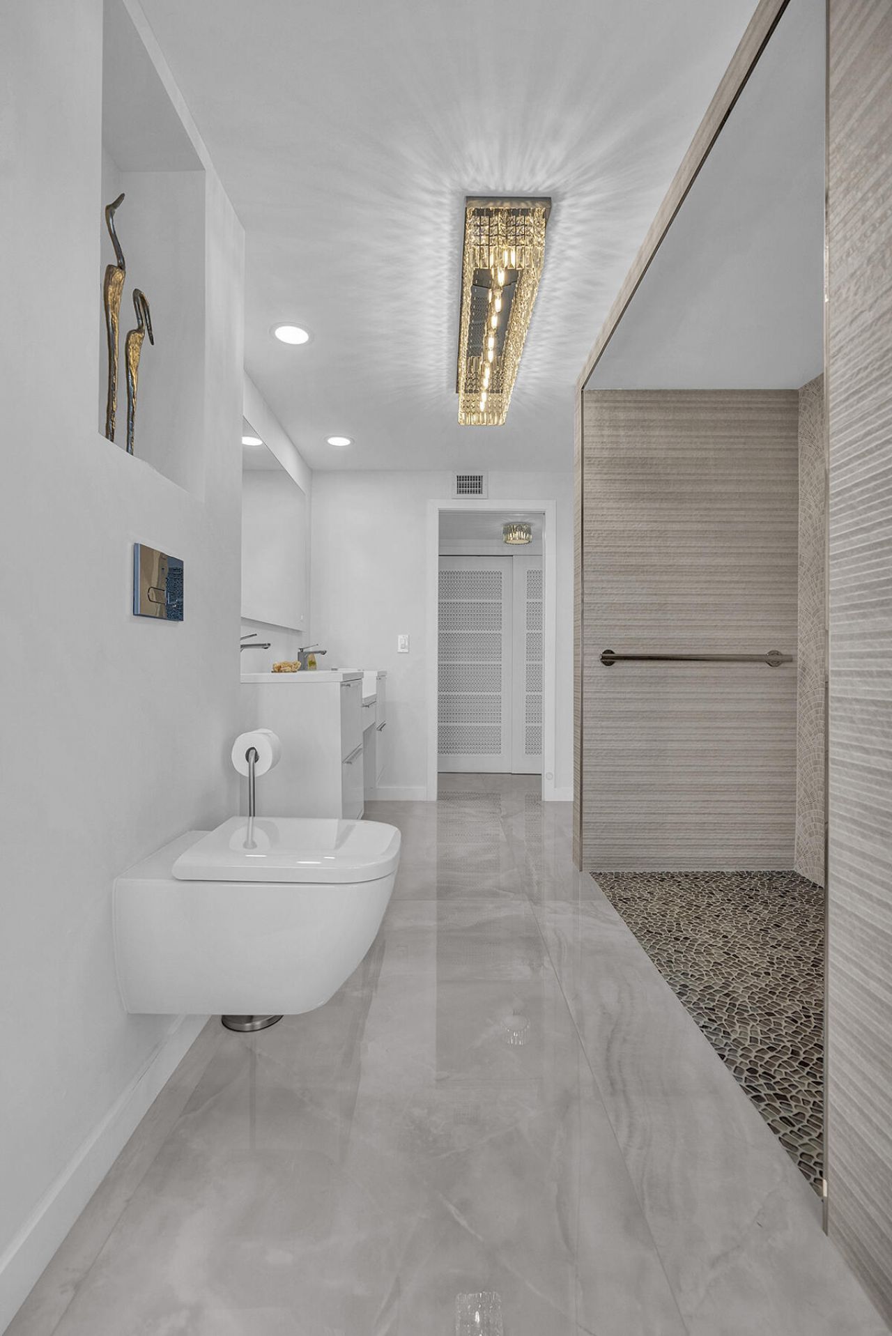 201 N Riverside Drive, Unit 802, Pompano Beach, FL 33062 Photo