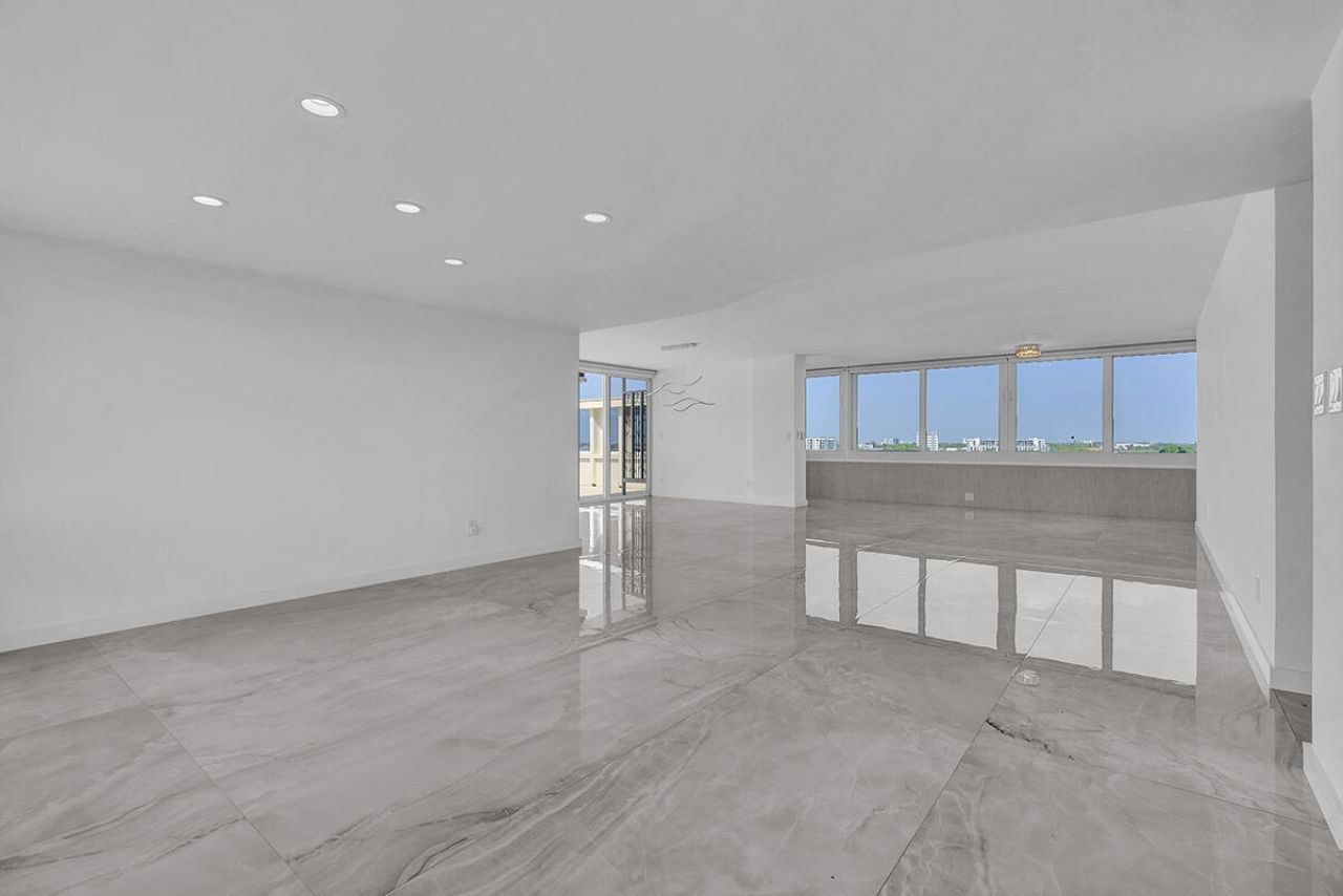 201 N Riverside Drive, Unit 802, Pompano Beach, FL 33062 Photo