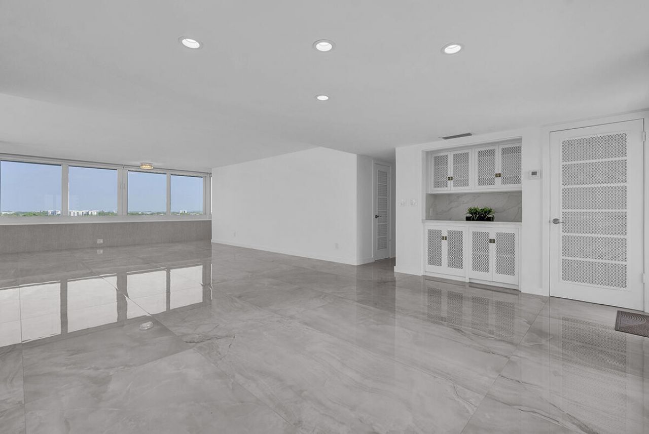 201 N Riverside Drive, Unit 802, Pompano Beach, FL 33062 Photo