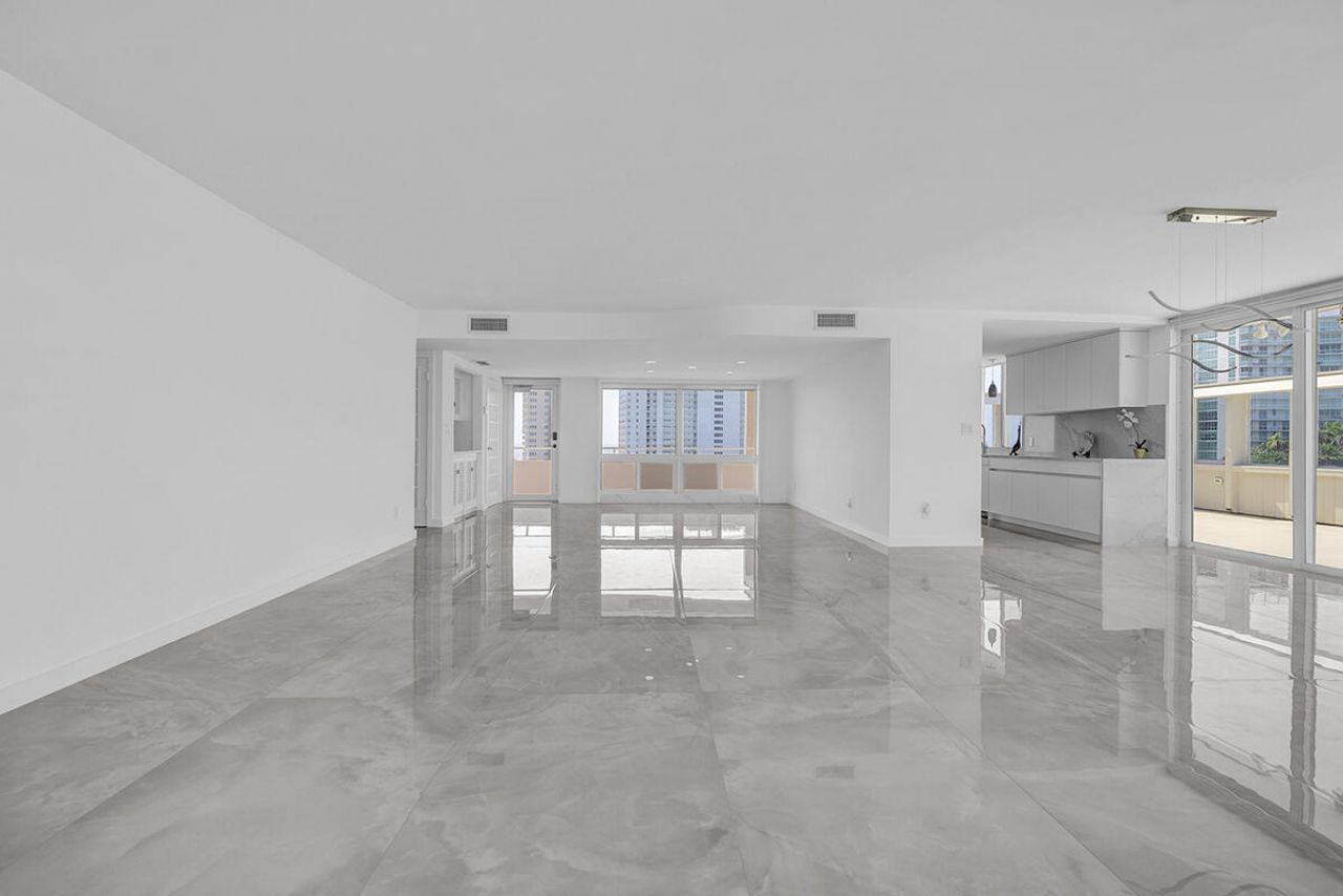 201 N Riverside Drive, Unit 802, Pompano Beach, FL 33062 Photo