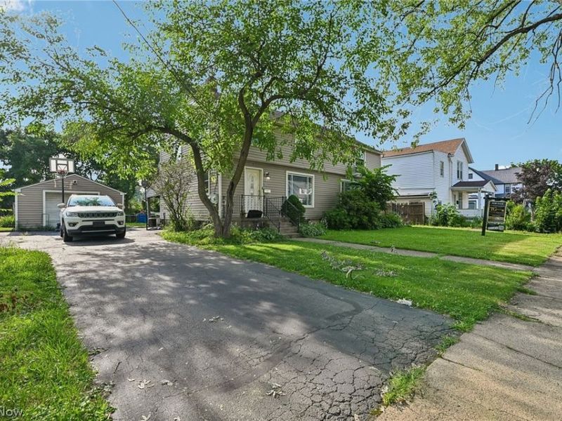 116 Lafayette Avenue, Niles, OH 44446 Photo 2