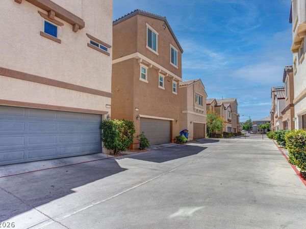 7724 Vibrant Thread Court , Las Vegas, NV 89149