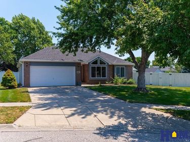 1841 Meadow Lark Circle, Lincoln, NE 68521