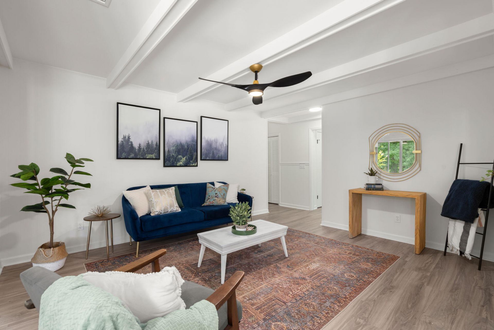 313 Pine Cone Court Photo 4