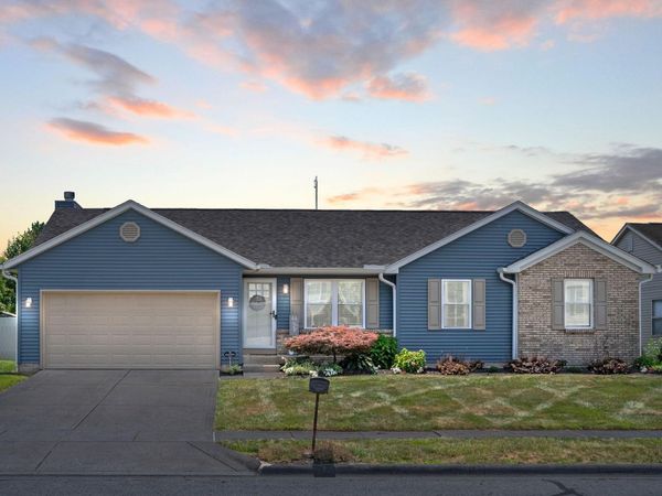 44 Ashton Drive, Ashville, OH 43103