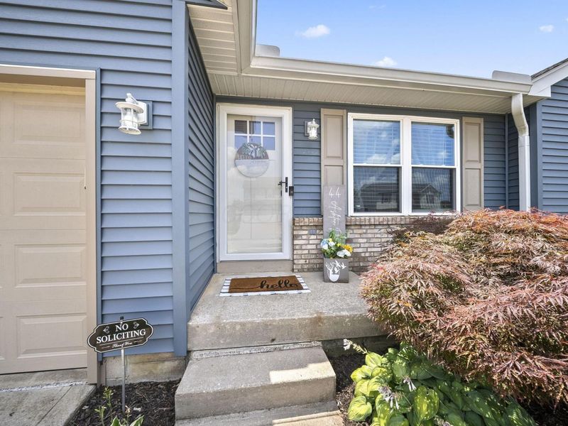 44 Ashton Drive, Ashville, OH 43103 Photo 3