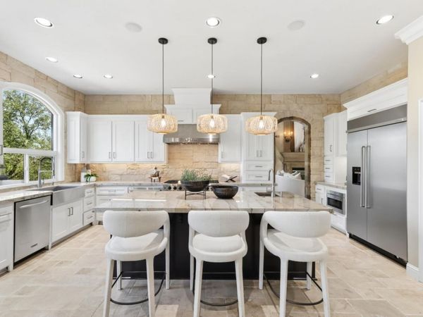 200 American River Canyon Dr, Folsom, CA 95630
