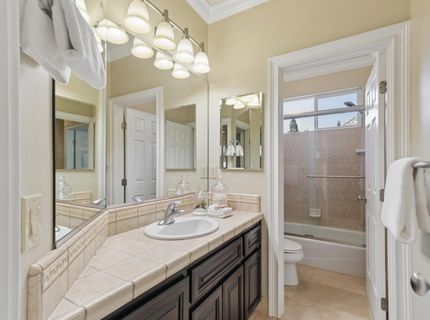 200 American River Canyon Dr, Folsom, CA 95630 Photo