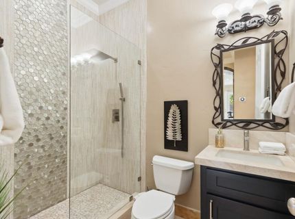 200 American River Canyon Dr, Folsom, CA 95630 Photo
