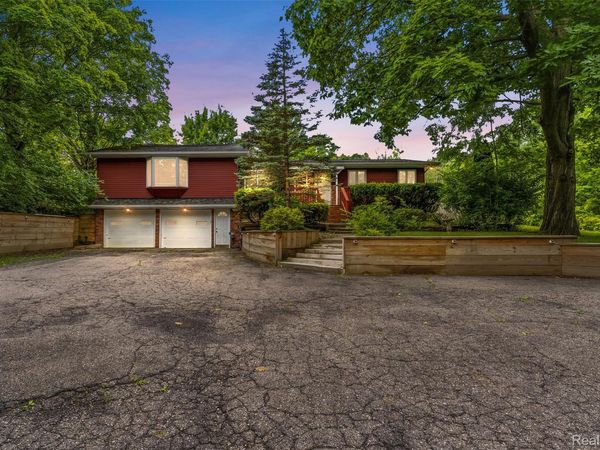 7313 River Road, Flushing Township, Mi 48433