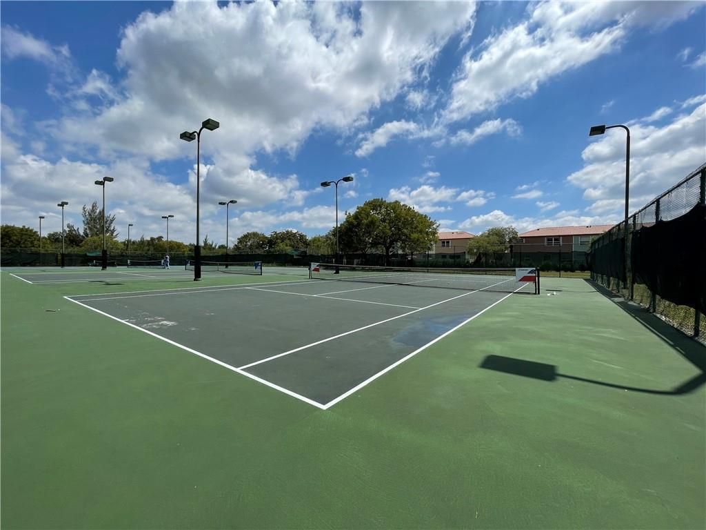 777 NW 151st Avenue, Pembroke Pines, FL 33028 Photo