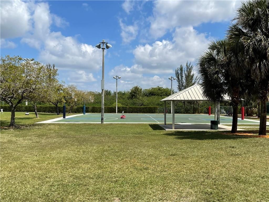777 NW 151st Avenue, Pembroke Pines, FL 33028 Photo