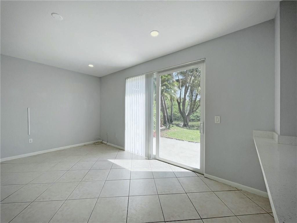 777 NW 151st Avenue, Pembroke Pines, FL 33028 Photo