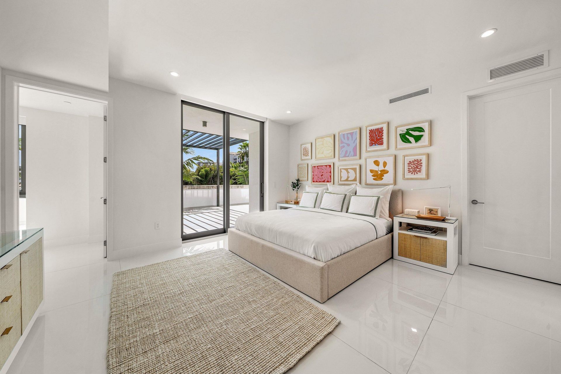 475 E Royal Palm Road, Unit 206, Boca Raton, FL 33432 Photo